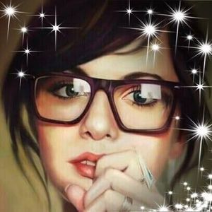 Meet your Posher, Maria luisa